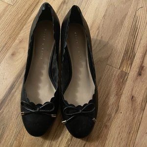 Kelly & Katie Scalloped Trim Pump